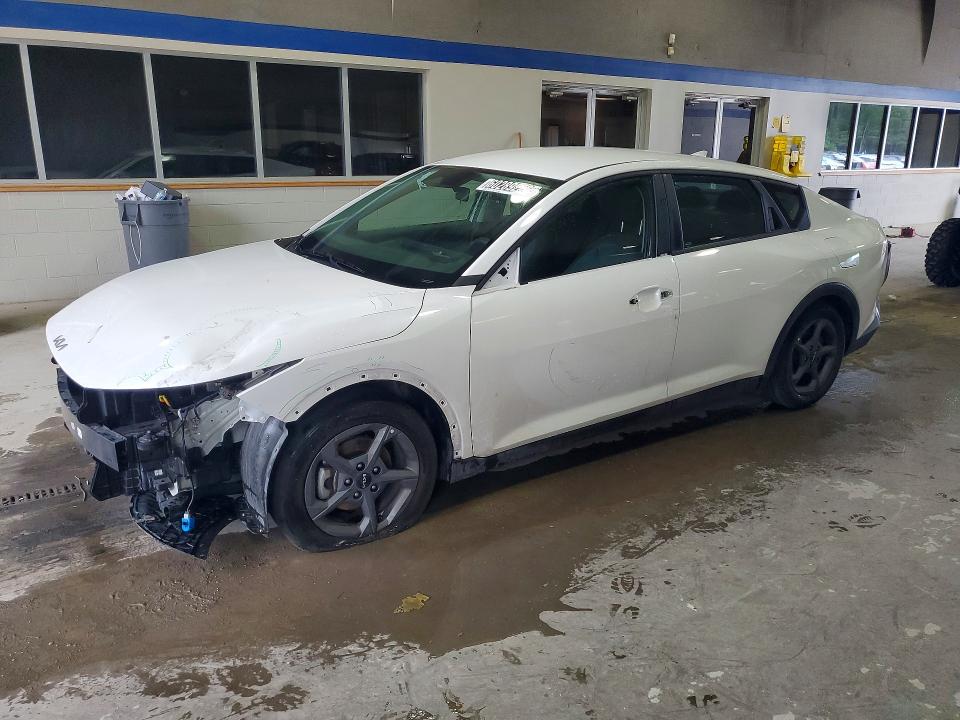 Продажа на аукционе авто 2025 Kia K4, vin: 3KPFT4DE8SE098221, номер лота: 60289286