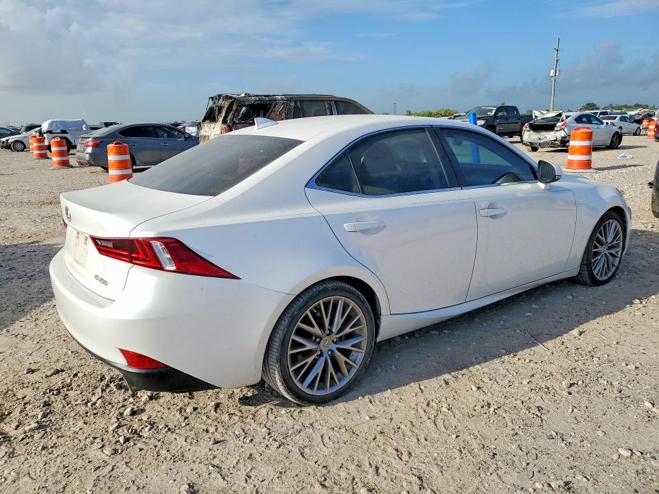 2014 Lexus Is მანქანა იყიდება აუქციონზე, vin: JTHBF1D28E5037847, აუქციონის ნომერი: 59655586
