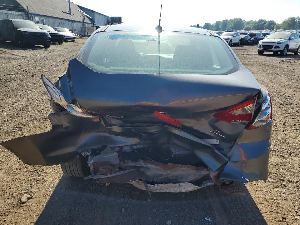 2013 Ford Focus მანქანა იყიდება აუქციონზე, vin: 1FADP3F29DL204183, აუქციონის ნომერი: 60033496