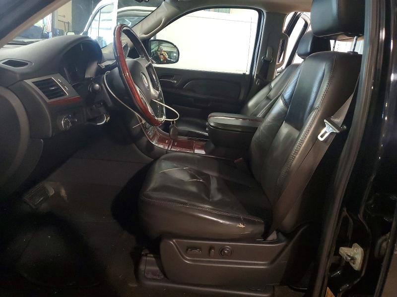 2007 Cadillac Escalade მანქანა იყიდება აუქციონზე, vin: 3GYFK628X7G275532, აუქციონის ნომერი: 61693596
