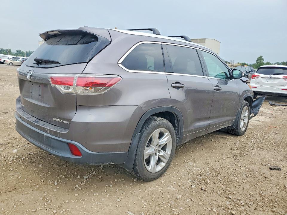 62963696 :رقم المزاد ، 5TDDKRFH0FS102482 vin ، 2015 Toyota Highlander مزاد بيع