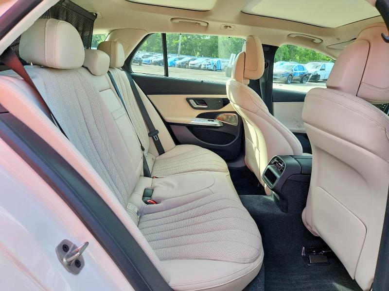 63310546 :رقم المزاد ، W1KLH6FB2TA233061 vin ، 2026 Mercedes-benz E مزاد بيع