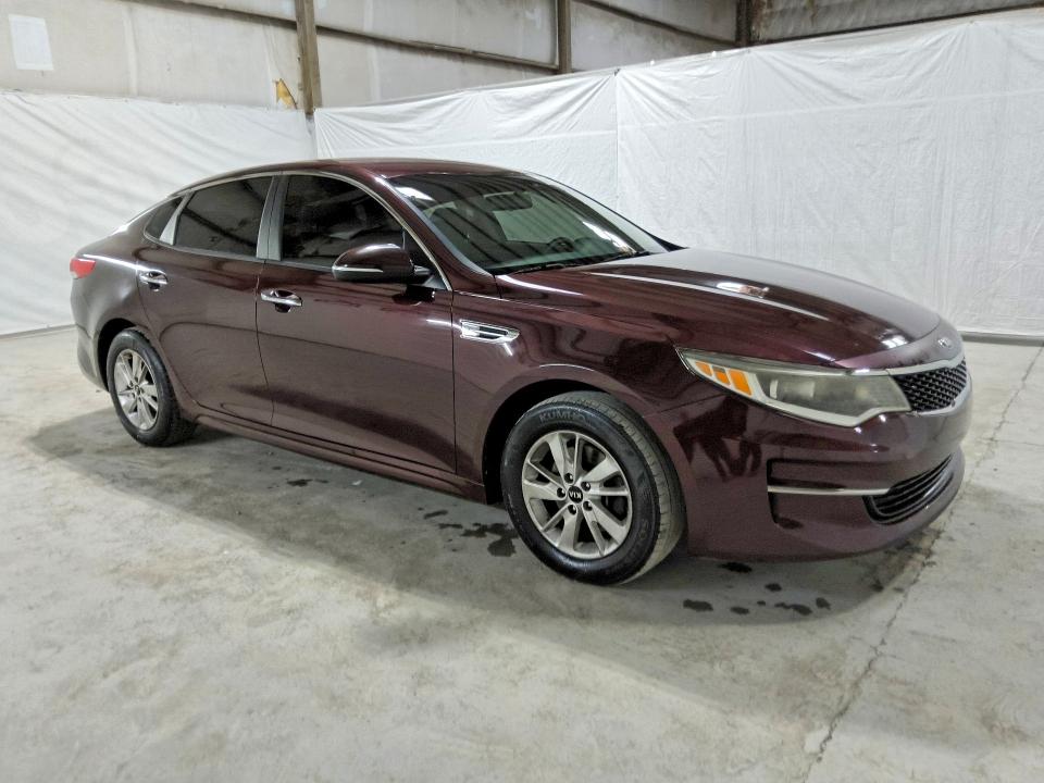 Продажа на аукционе авто 2017 Kia Optima, vin: 5XXGT4L32HG126079, номер лота: 73342915
