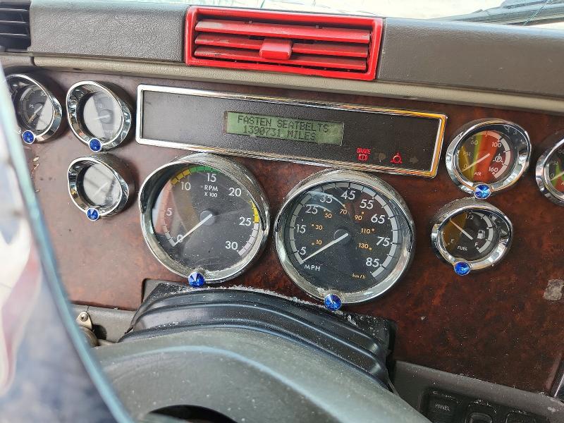 Продажа на аукционе авто 2007 Freightliner Cst120, vin: 1FUJBBCG57LW33453, номер лота: 62445236