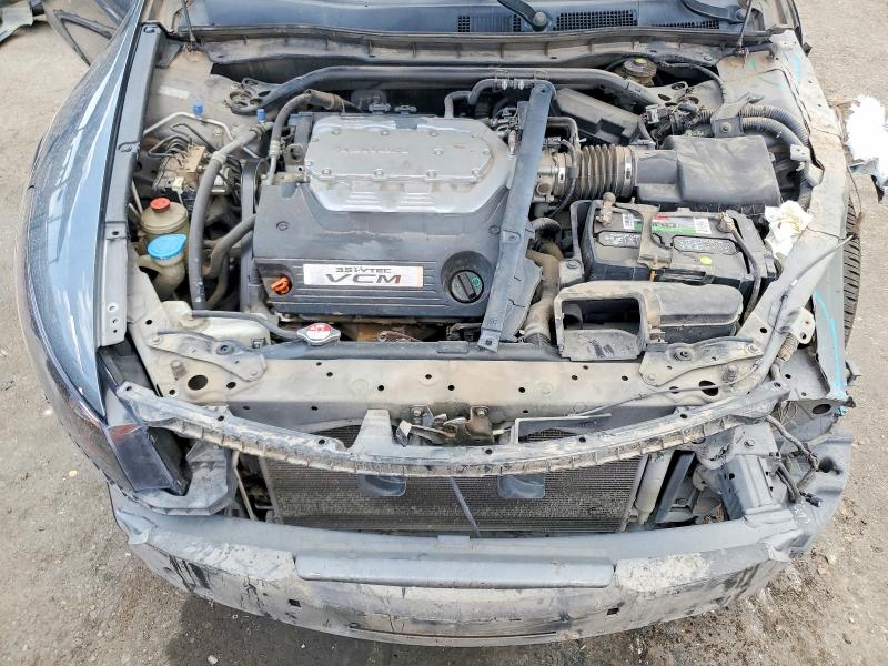 60771286 :رقم المزاد ، 1HGCS2B85AA009876 vin ، 2010 Honda Accord مزاد بيع