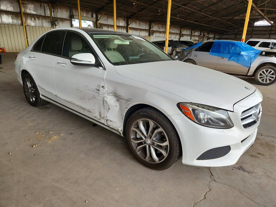 Продажа на аукционе авто 2016 Mercedes-benz C, vin: 55SWF4KBXGU142445, номер лота: 61223196