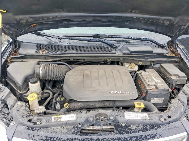 59325576 :رقم المزاد ، 2C4RC1BG1DR593992 vin ، 2013 Chrysler Town & Country مزاد بيع