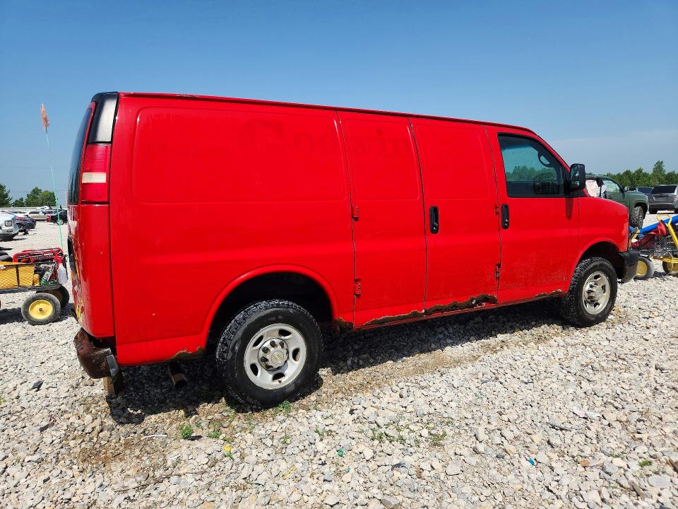 58927786 :رقم المزاد ، 1GCWGFCA8D1125969 vin ، 2013 Chevrolet Express G2500 مزاد بيع