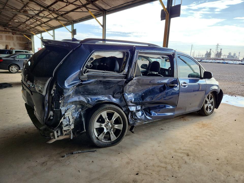 Продаж на аукціоні авто 2018 Toyota Sienna, vin: 5TDXZ3DC6JS944975, номер лоту: 61091496