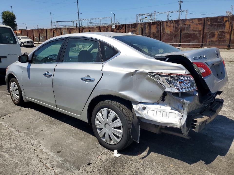 2015 Nissan Sentra მანქანა იყიდება აუქციონზე, vin: 3N1AB7AP0FY323680, აუქციონის ნომერი: 61280356