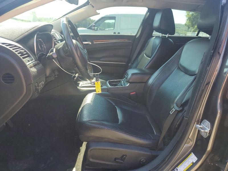 59682946 :رقم المزاد ، 2C3CCAEG4KH585684 vin ، 2019 Chrysler 300 مزاد بيع