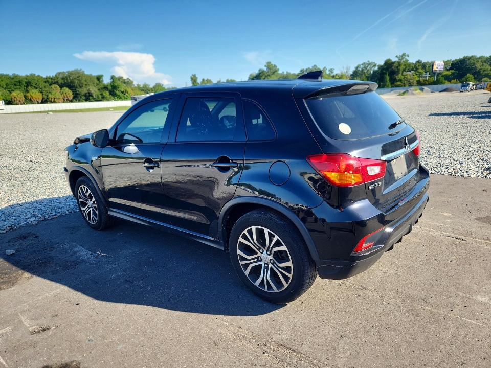 60082946 :رقم المزاد ، JA4AP3AW8JZ032772 vin ، 2018 Mitsubishi Outlander Sport مزاد بيع