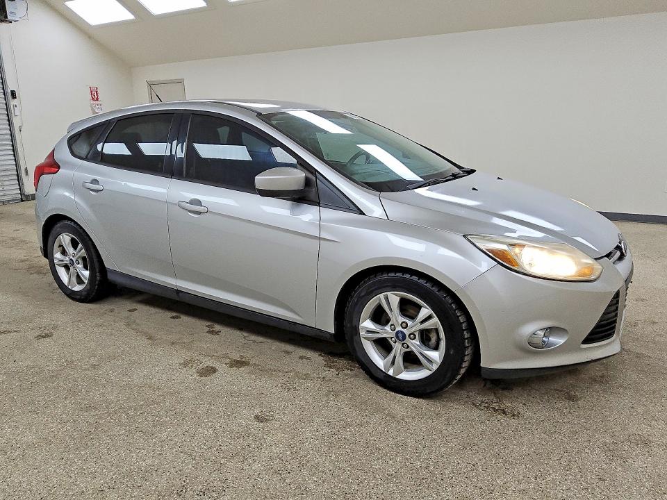 61048406 :رقم المزاد ، 1FAHP3K28CL321565 vin ، 2012 Ford Focus مزاد بيع