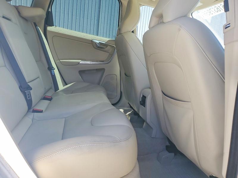 61637956 :رقم المزاد ، YV440MDK4F2721002 vin ، 2015 Volvo Xc60 مزاد بيع
