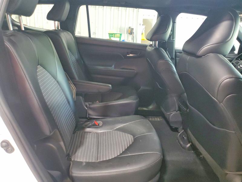 Продаж на аукціоні авто 2021 Toyota Highlander, vin: 5TDLZRBH8MS109027, номер лоту: 61423096