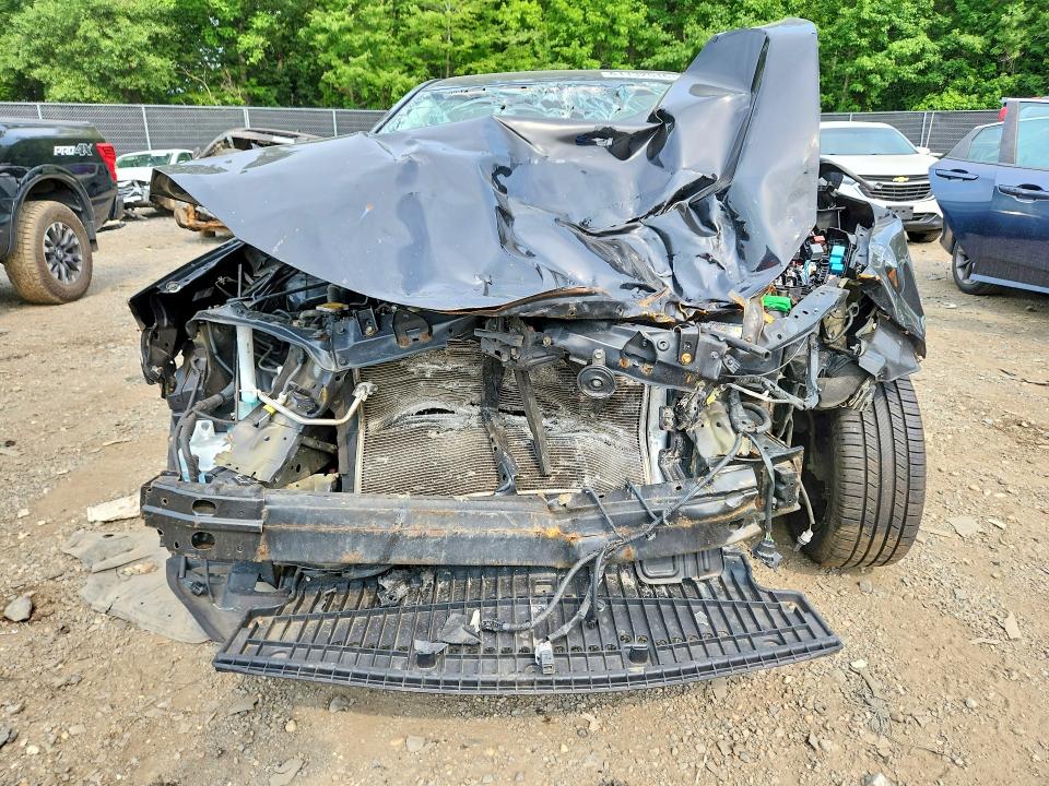 61132516 :رقم المزاد ، 2T1BURHE1HC787544 vin ، 2017 Toyota Corolla مزاد بيع
