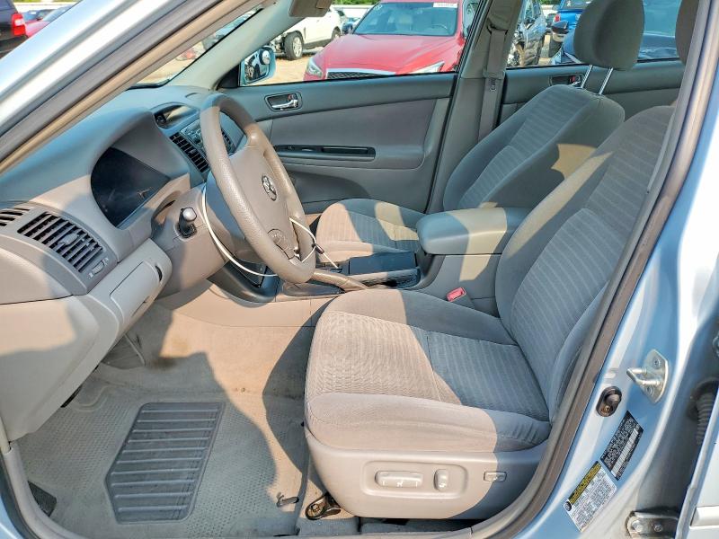 62535906 :رقم المزاد ، 4T1BE32K85U543490 vin ، 2005 Toyota Camry مزاد بيع