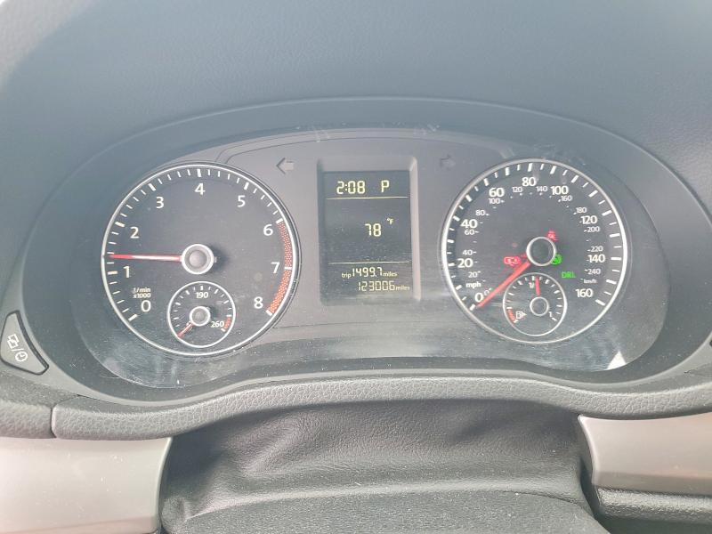 60816876 :رقم المزاد ، 1VWAT7A30FC048941 vin ، 2015 Volkswagen Passat مزاد بيع