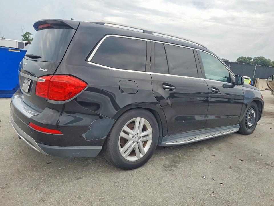62673486 :رقم المزاد ، 4JGDF6EE3FA495400 vin ، 2015 Mercedes-benz Gl مزاد بيع