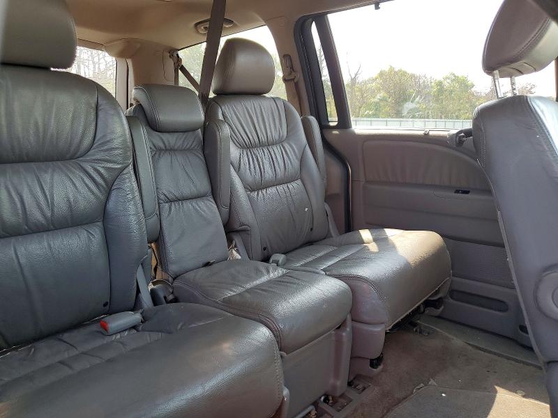62329046 :رقم المزاد ، 5FNRL3H72AB102288 vin ، 2010 Honda Odyssey مزاد بيع