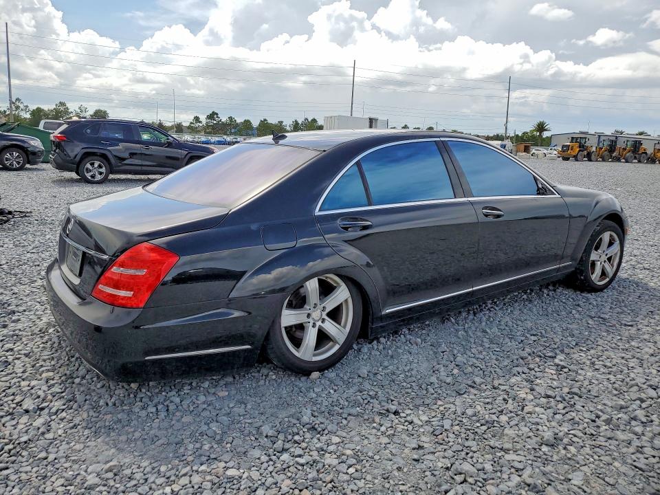 2011 Mercedes-benz S მანქანა იყიდება აუქციონზე, vin: WDDNG7BB8BA387926, აუქციონის ნომერი: 60132736