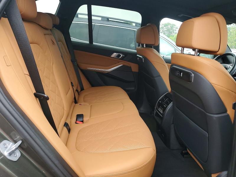 62746126 :رقم المزاد ، 5UX23EU05S9W56537 vin ، 2025 Bmw X5 مزاد بيع