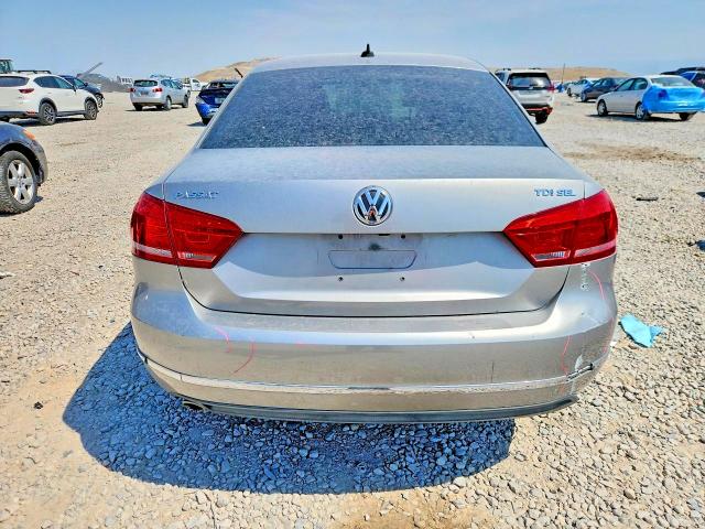 2014 Volkswagen Passat მანქანა იყიდება აუქციონზე, vin: 1VWCN7A31EC017814, აუქციონის ნომერი: 60664606
