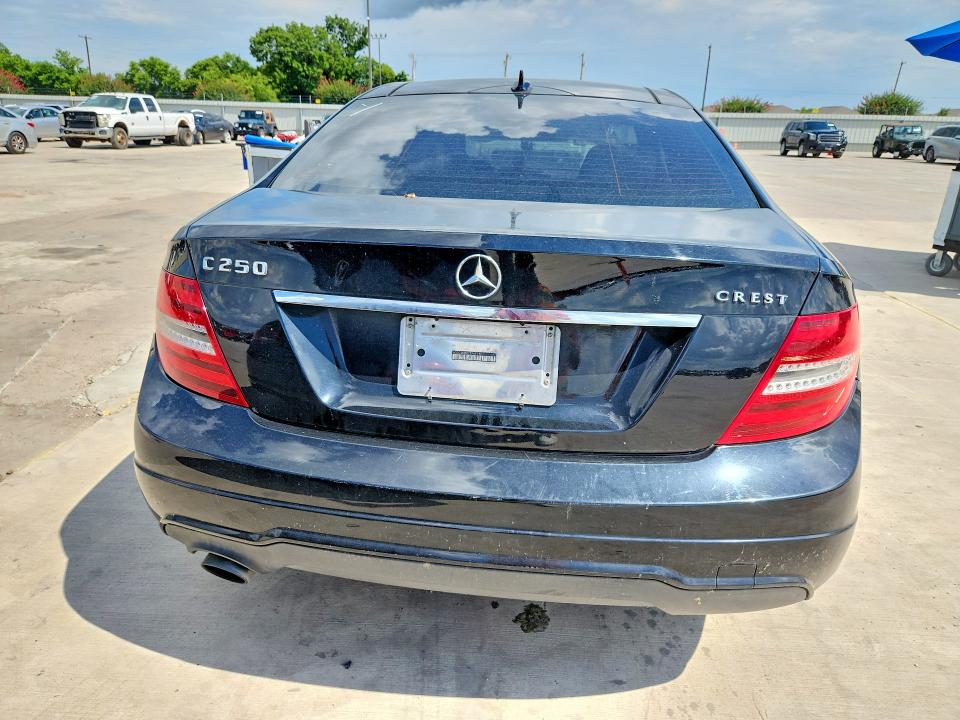 Продаж на аукціоні авто 2012 Mercedes-benz C, vin: WDDGJ4HBXCF749713, номер лоту: 60515476