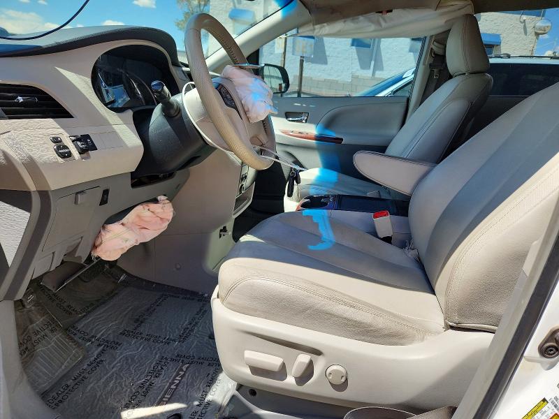 Продаж на аукціоні авто 2013 Toyota Sienna, vin: 5TDYK3DC6DS385781, номер лоту: 62070346