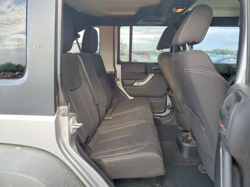 60877906 :رقم المزاد ، 1C4BJWFG7DL588156 vin ، 2013 Jeep Wrangler Unlimited مزاد بيع