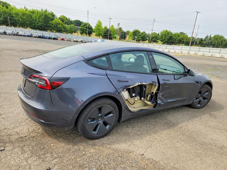 61171876 :رقم المزاد ، 5YJ3E1EA4PF662570 vin ، 2023 Tesla Model 3 مزاد بيع