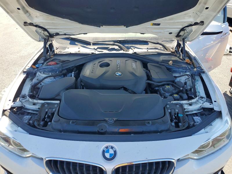 59543156 :رقم المزاد ، WBA8B9G55HNU49818 vin ، 2017 Bmw 330 مزاد بيع