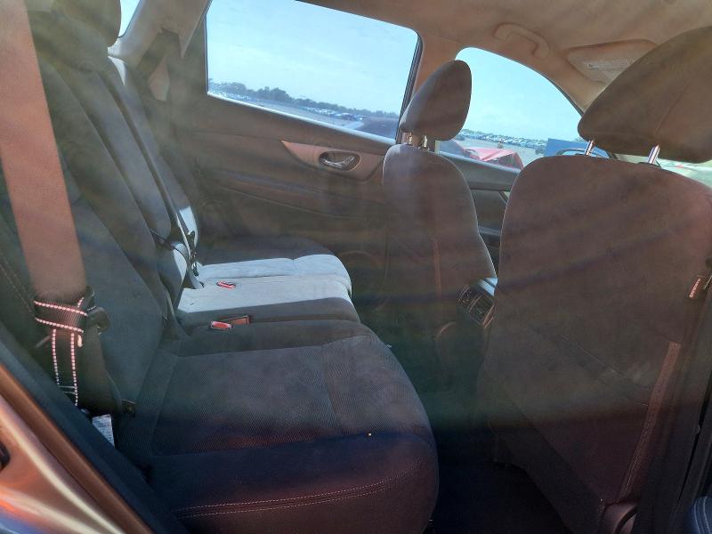 62130766 :رقم المزاد ، KNMAT2MT0FP523899 vin ، 2015 Nissan Rogue مزاد بيع