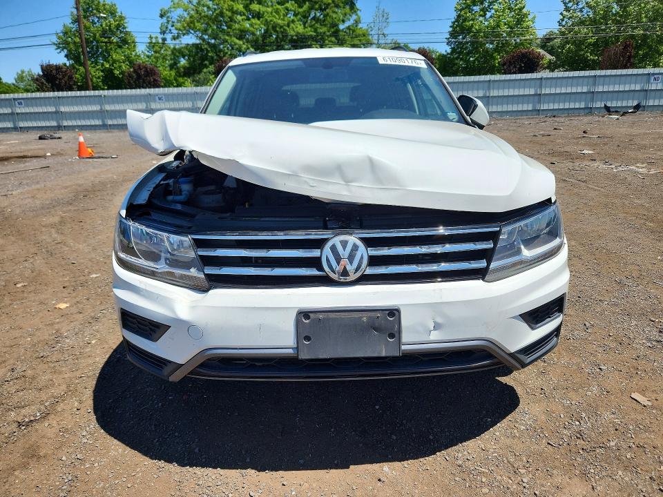 2019 Volkswagen Tiguan მანქანა იყიდება აუქციონზე, vin: 3VV2B7AX8KM185830, აუქციონის ნომერი: 61090176
