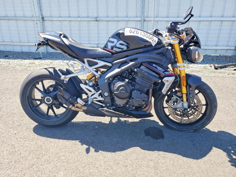 62613066 :رقم المزاد ، SMTP01ST6NTAG4383 vin ، 2022 Triumph Motorcycle Speed Triple مزاد بيع
