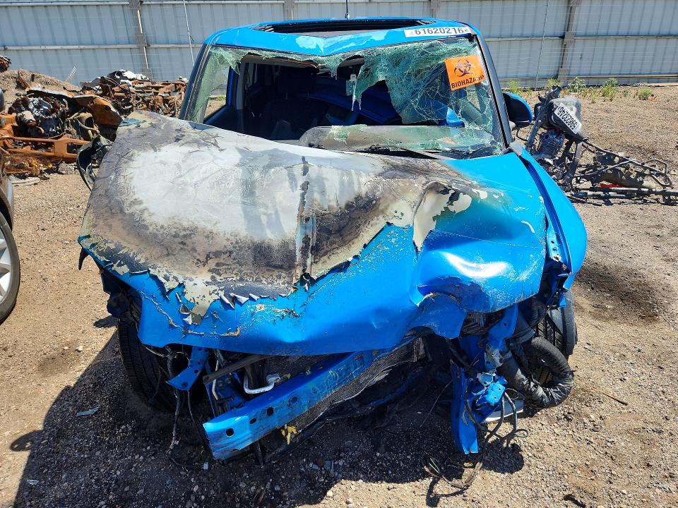 61620216 :رقم المزاد ، JTLZE4FE1B1136951 vin ، 2011 Toyota Scion مزاد بيع