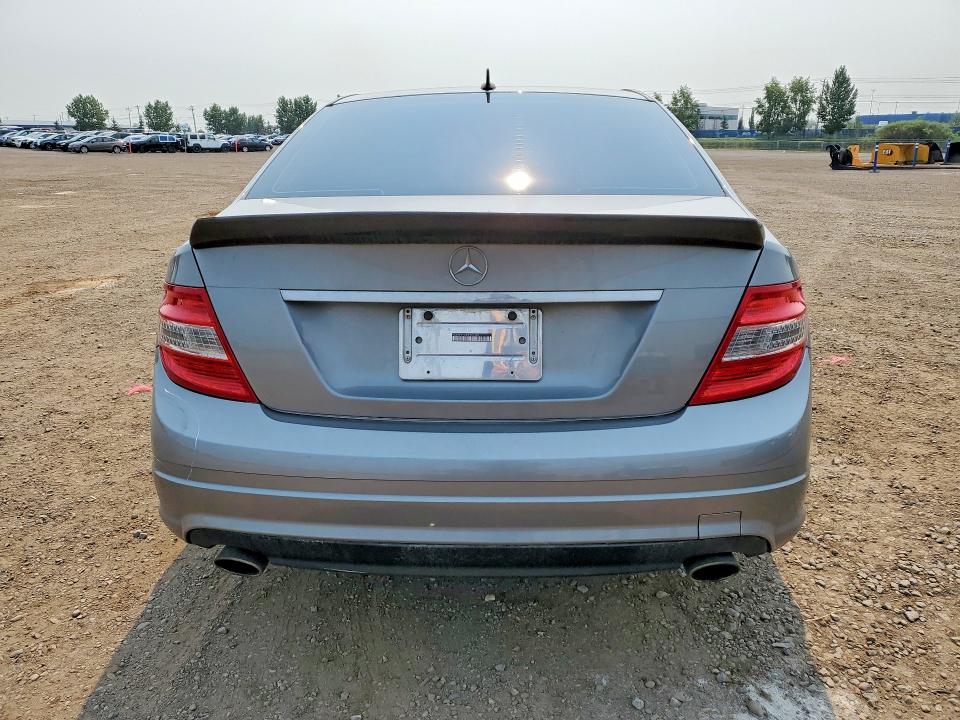 62138736 :رقم المزاد ، WDDGF81X59F341465 vin ، 2009 Mercedes-benz C مزاد بيع