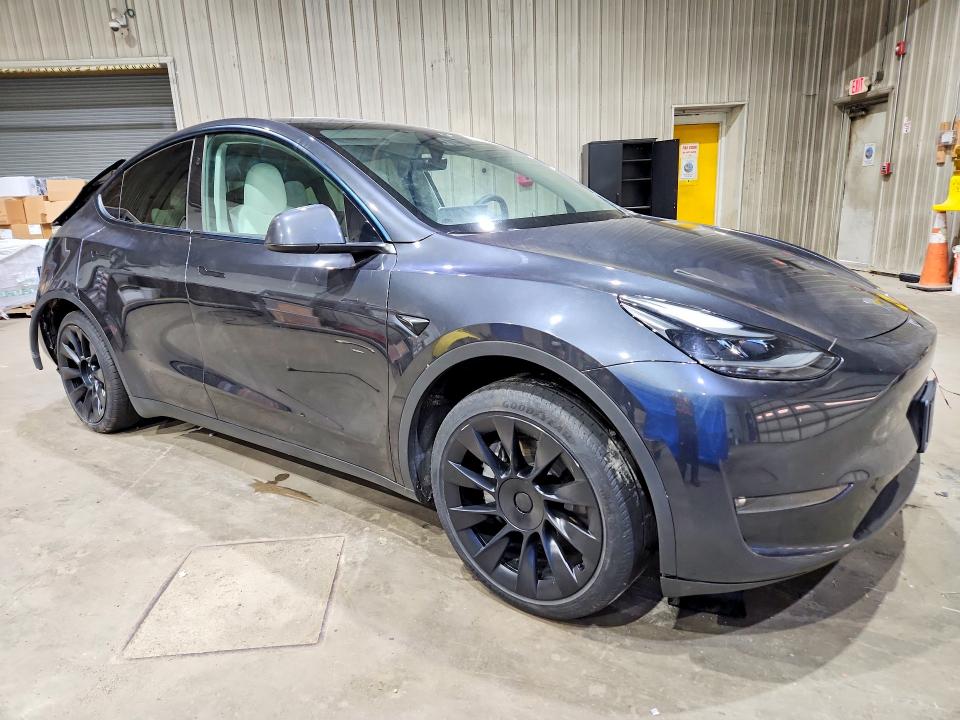 Продаж на аукціоні авто 2024 Tesla Model Y, vin: 7SAYGAEE9RF022833, номер лоту: 58991276