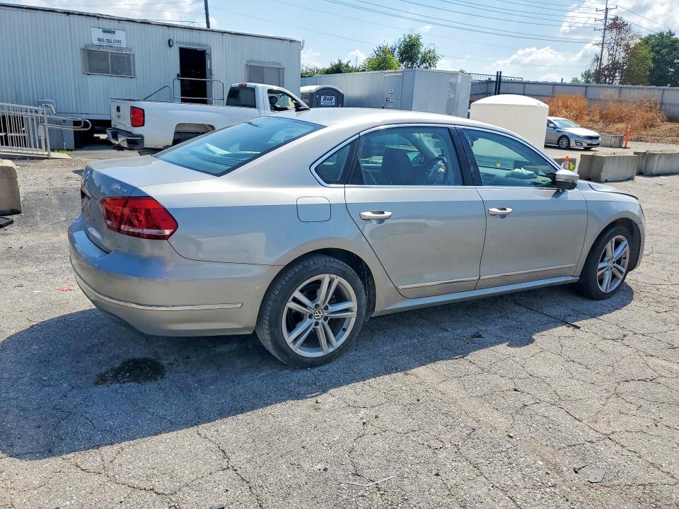 2014 Volkswagen Passat მანქანა იყიდება აუქციონზე, vin: 1VWBN7A39EC004157, აუქციონის ნომერი: 61035686