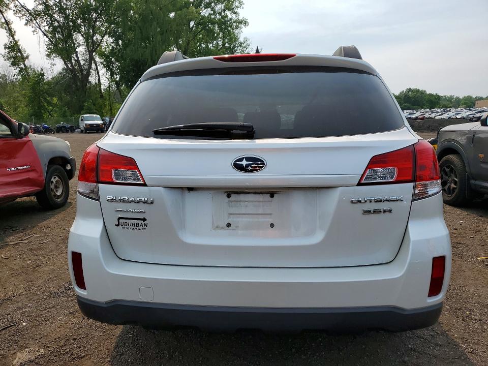 2011 Subaru Outback მანქანა იყიდება აუქციონზე, vin: 4S4BRDLC8B2323100, აუქციონის ნომერი: 60456386