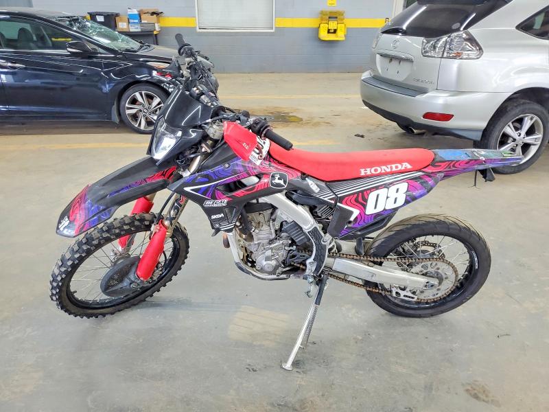 60260106 :رقم المزاد ، JH2ME12C3NK300201 vin ، 2022 Honda Crf250 مزاد بيع