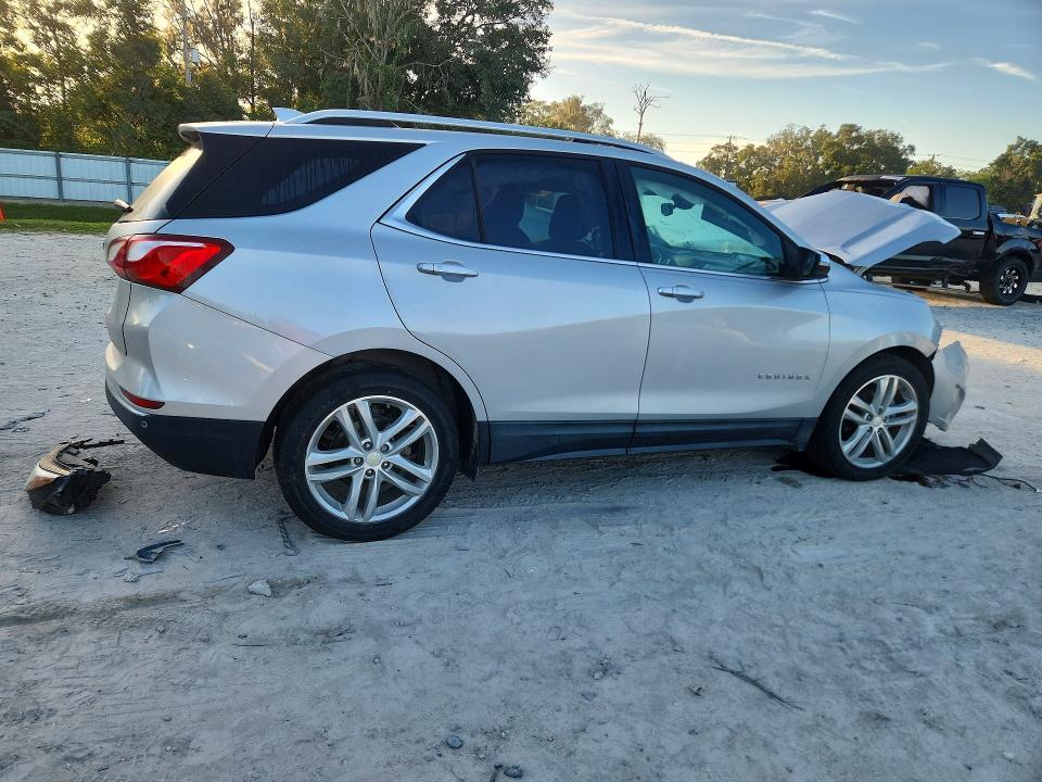 2018 Chevrolet Equinox მანქანა იყიდება აუქციონზე, vin: 2GNAXMEV5J6132909, აუქციონის ნომერი: 62092756