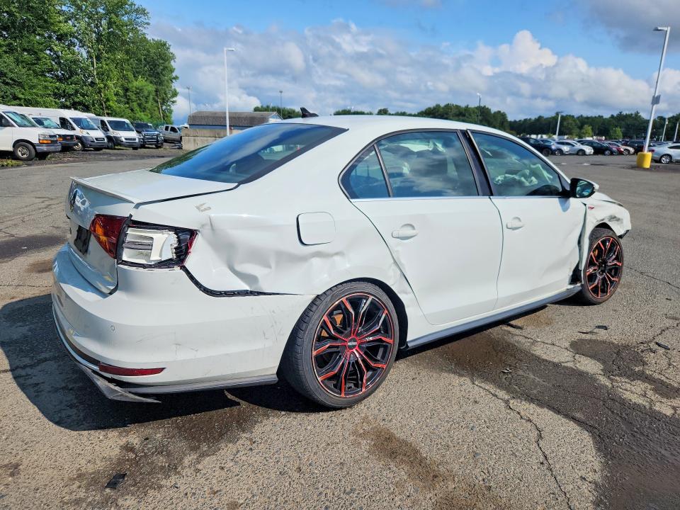 62975096 :رقم المزاد ، 3VW4T7AJ1HM366418 vin ، 2017 Volkswagen Jetta مزاد بيع