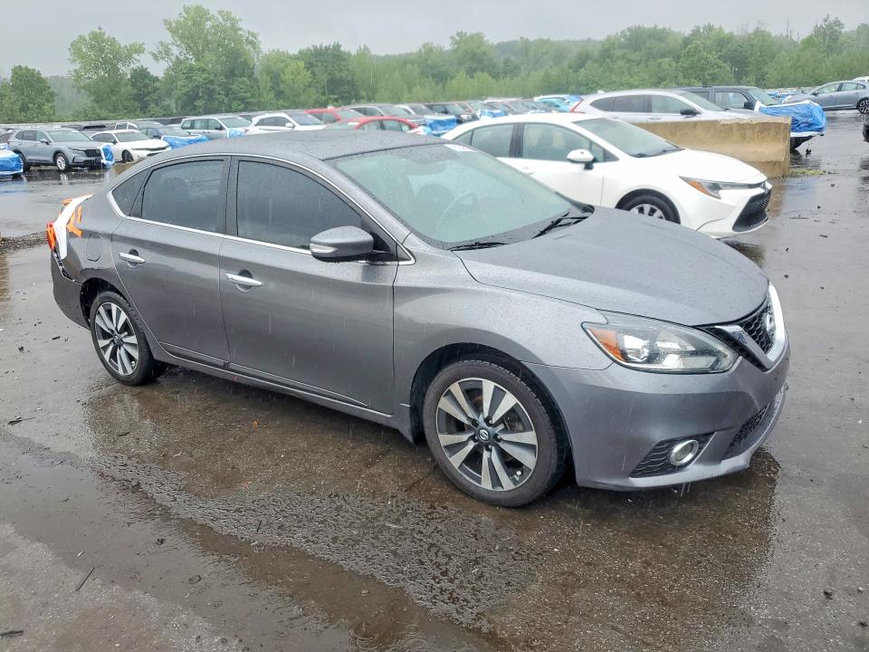 Продаж на аукціоні авто 2018 Nissan Sentra, vin: 3N1AB7AP4JY224367, номер лоту: 61347156