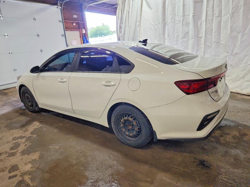 2020 Kia Forte მანქანა იყიდება აუქციონზე, vin: 3KPF24AD8LE153122, აუქციონის ნომერი: 61897206