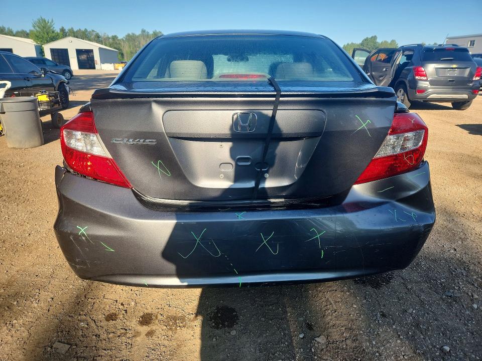 Продажа на аукционе авто 2012 Honda Civic, vin: 2HGFB2F51CH113945, номер лота: 61905376