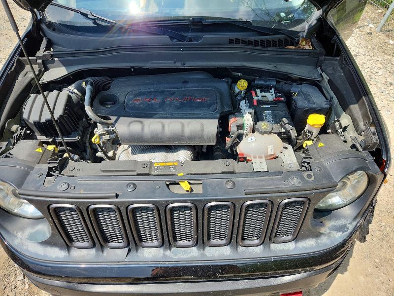60703896 :رقم المزاد ، ZACCJBCB0HPG53727 vin ، 2017 Jeep Renegade مزاد بيع
