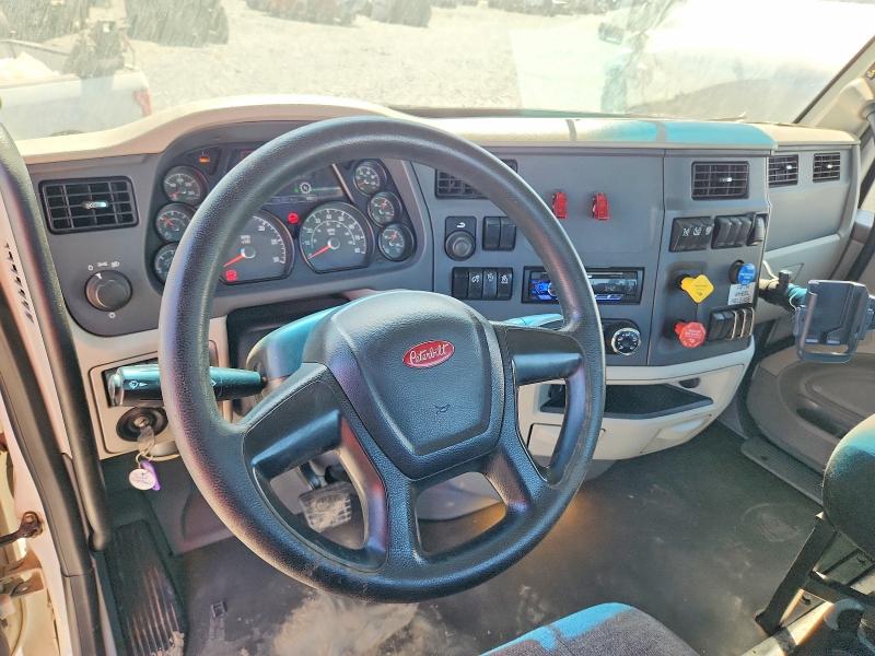 56317356 :رقم المزاد ، 1XPBAP8X3ND758400 vin ، 2022 Peterbilt 579 مزاد بيع