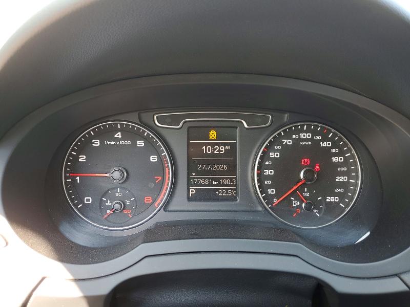 Продажа на аукционе авто 2015 Audi Q3, vin: WA1EFEFS0FR002677, номер лота: 63135326