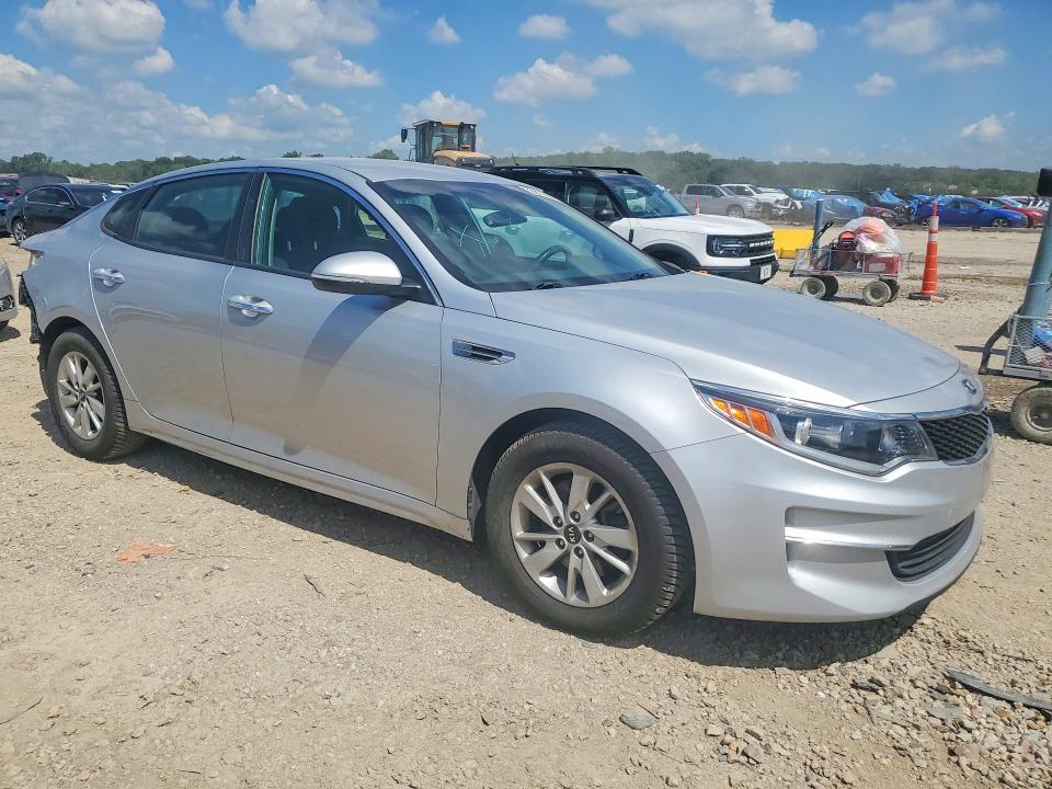 Продаж на аукціоні авто 2017 Kia Optima, vin: KNAGT4L35H5157036, номер лоту: 59812086